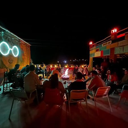 Taman'Art Space 阿伊特本哈杜 外观 照片